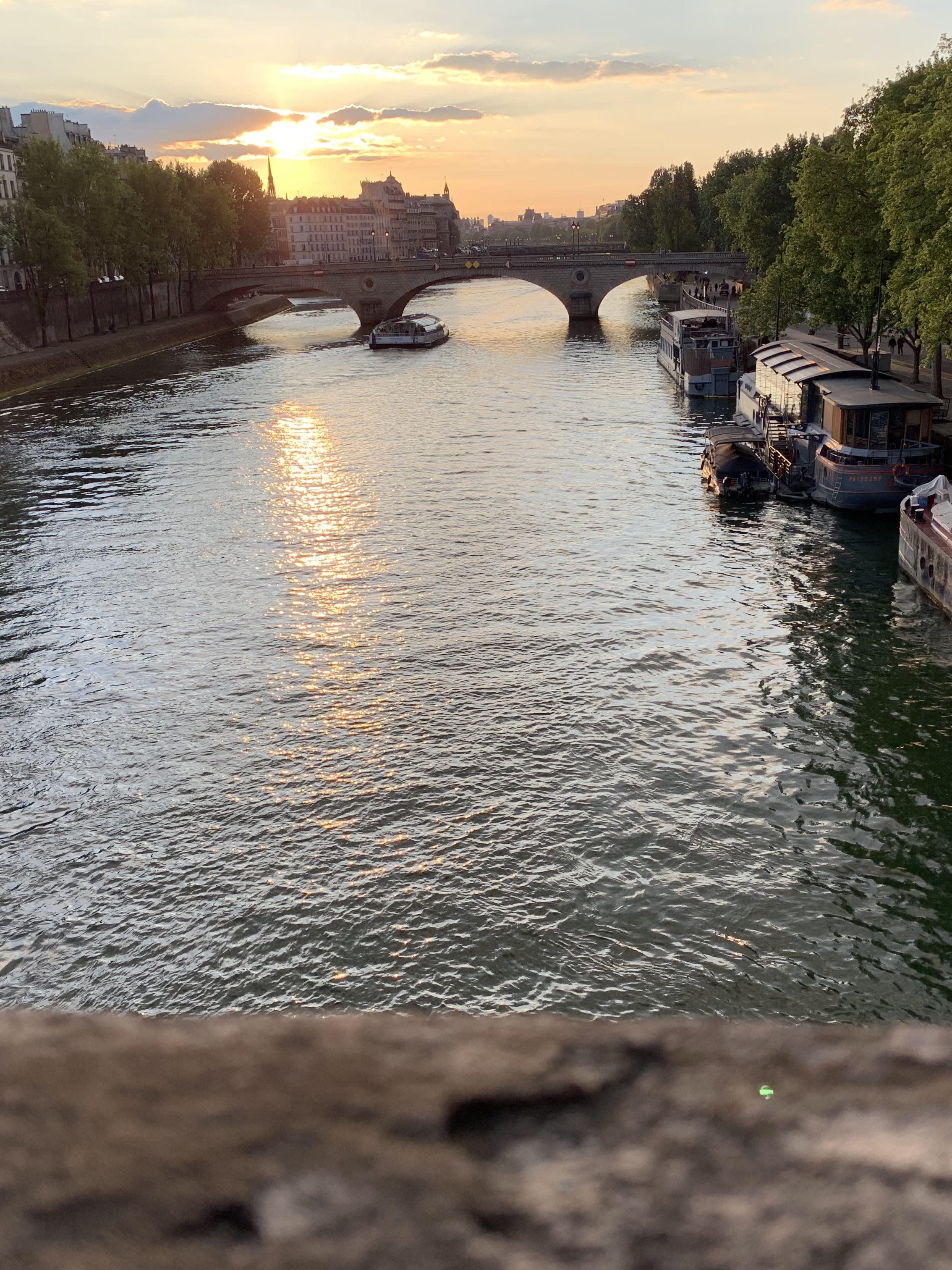 Advisor - Paris: A Deeper Cut