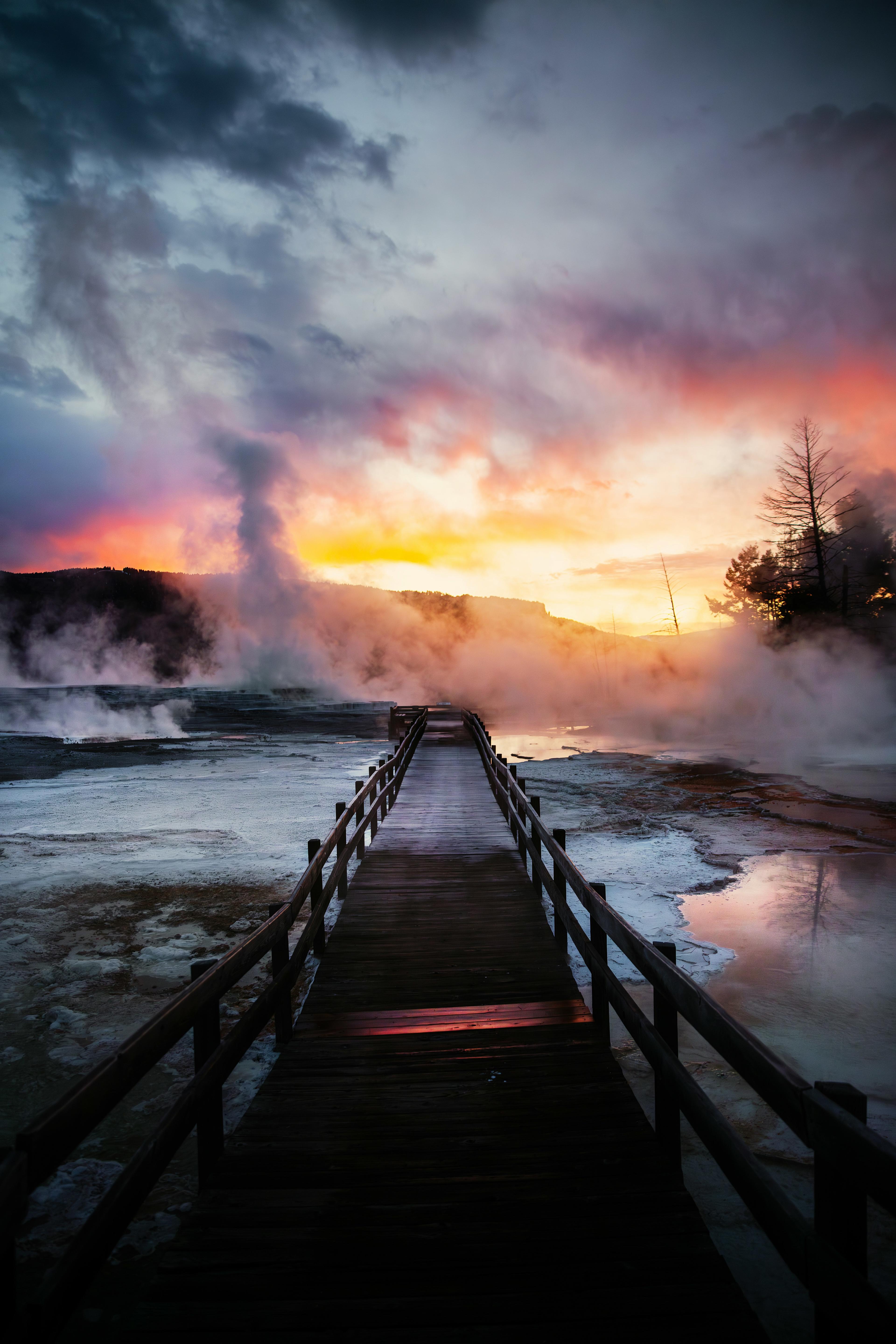 Advisor - Hot Springs, Waterfalls & Black Sand Beaches: Your Southern Iceland Guide