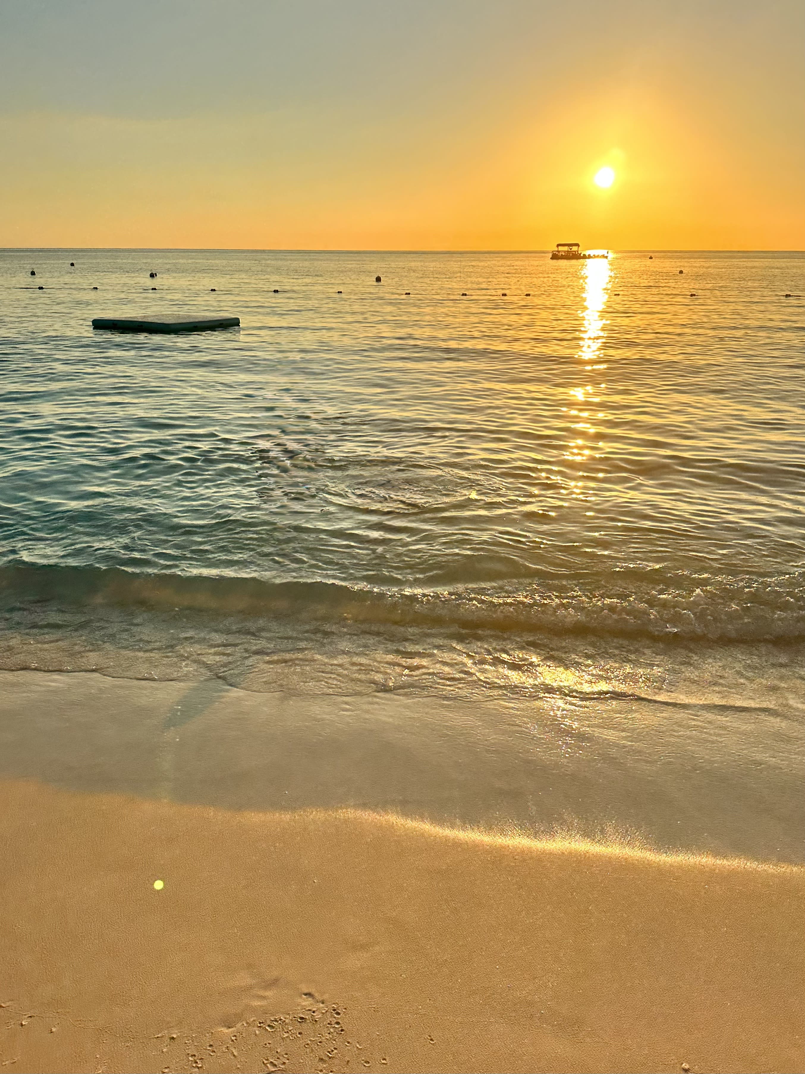 Advisor - Grand Cayman: The Little Black Dress of Beach Vacations