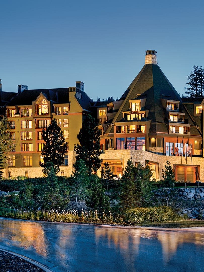 Advisor - Lake Tahoe: Alpine Luxury Meets Lakeside Serenity