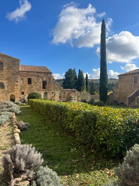 Advisor - Discovering Tuscany Without a Car