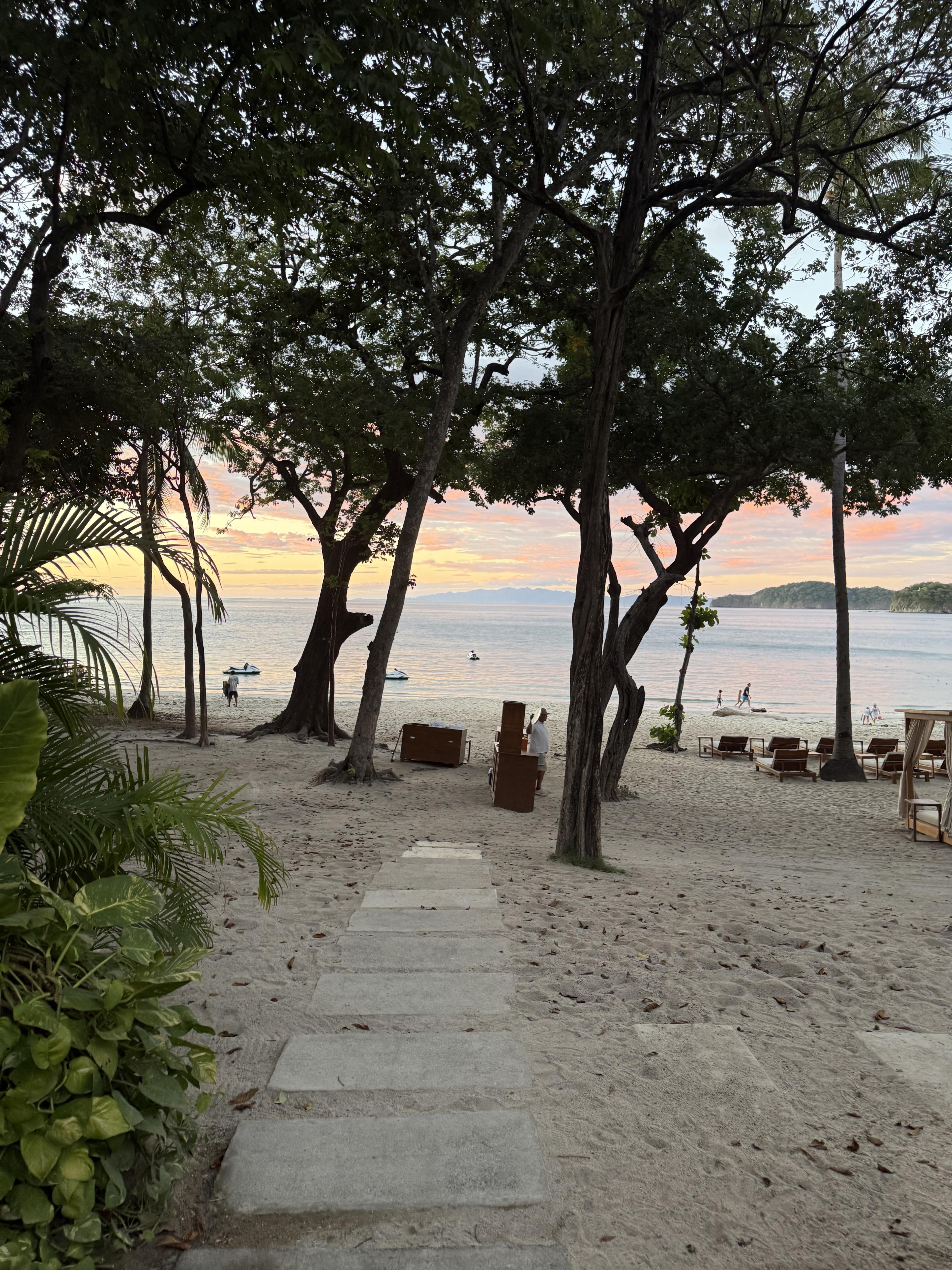 Advisor - Your Week-Long Papagayo, Costa Rica Family Vacation