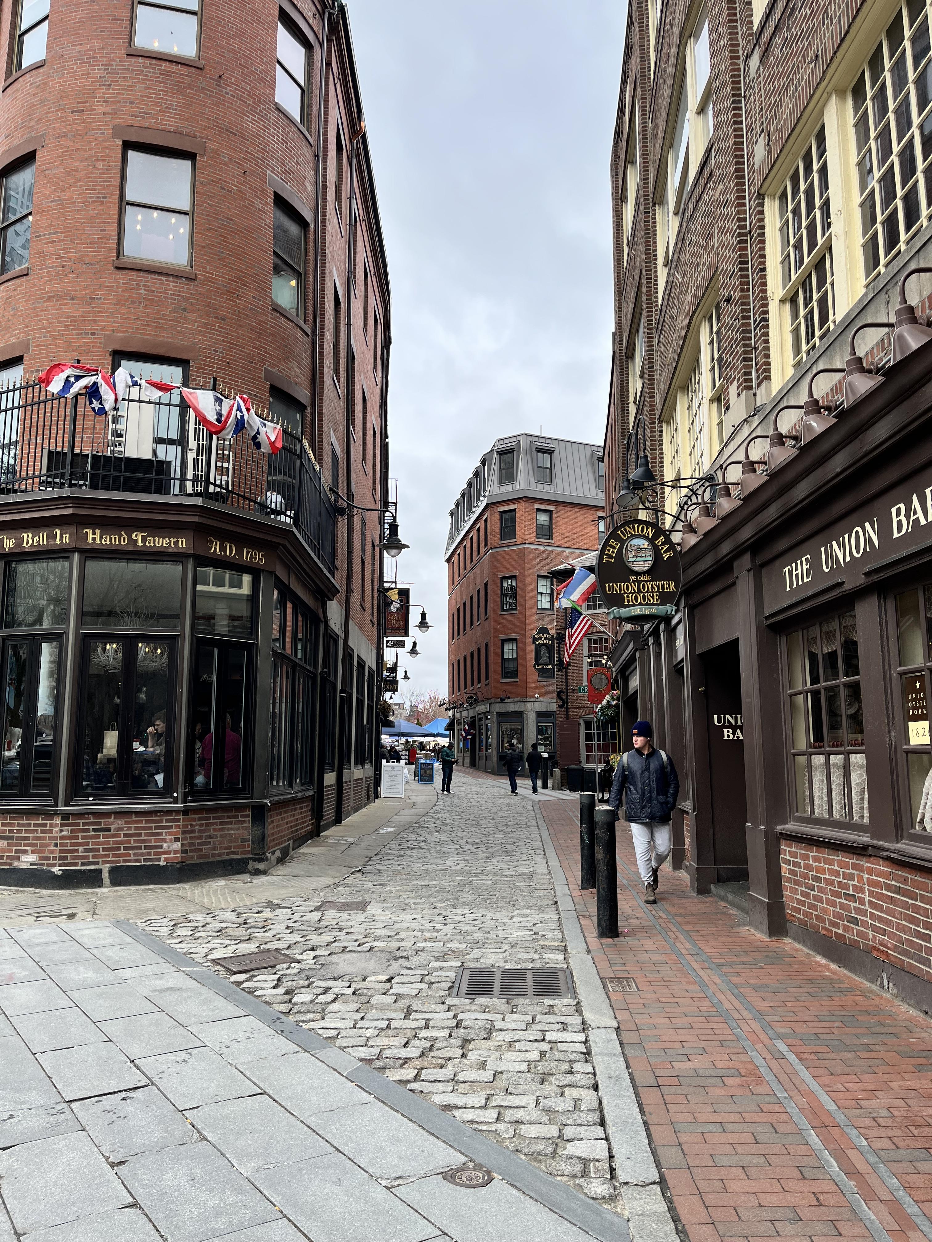 Advisor - An Overview of Boston