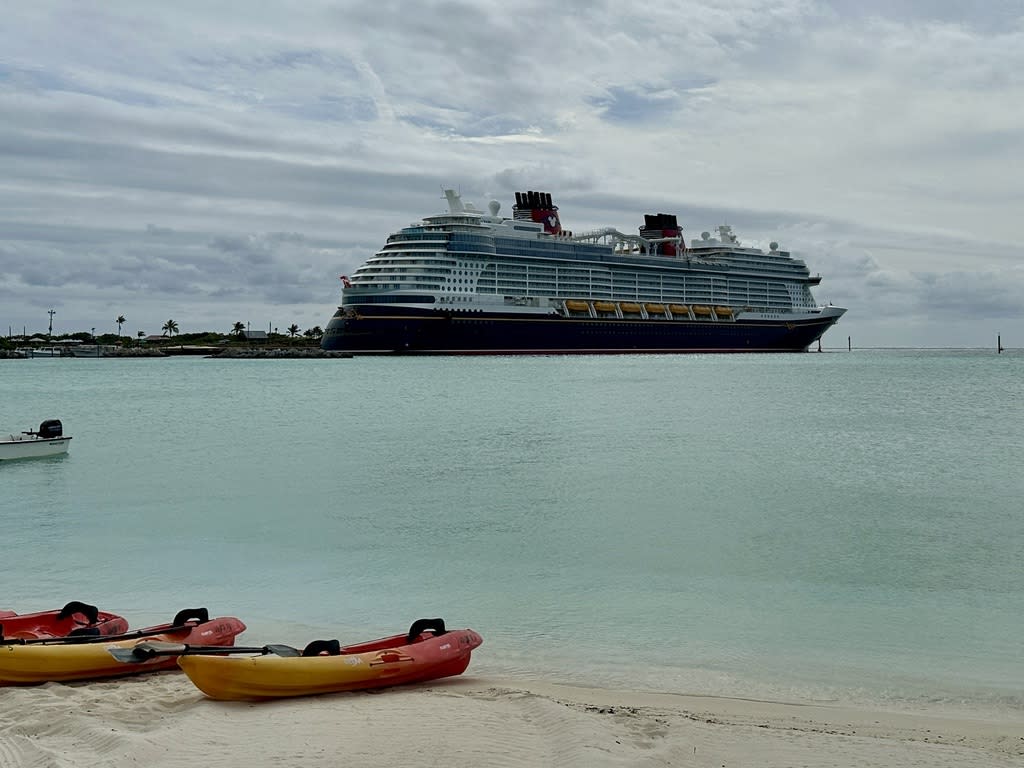 Disney Treasure's “Very Merrytime” Cruise
