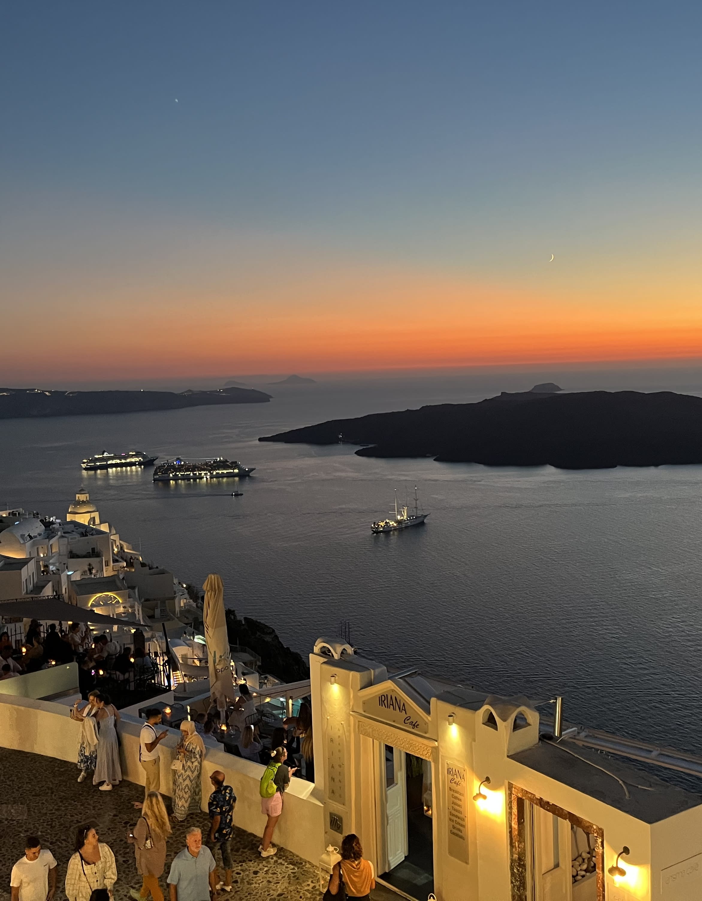 Aressana Hotel & Spa: A Pause in the Heart of Santorini
