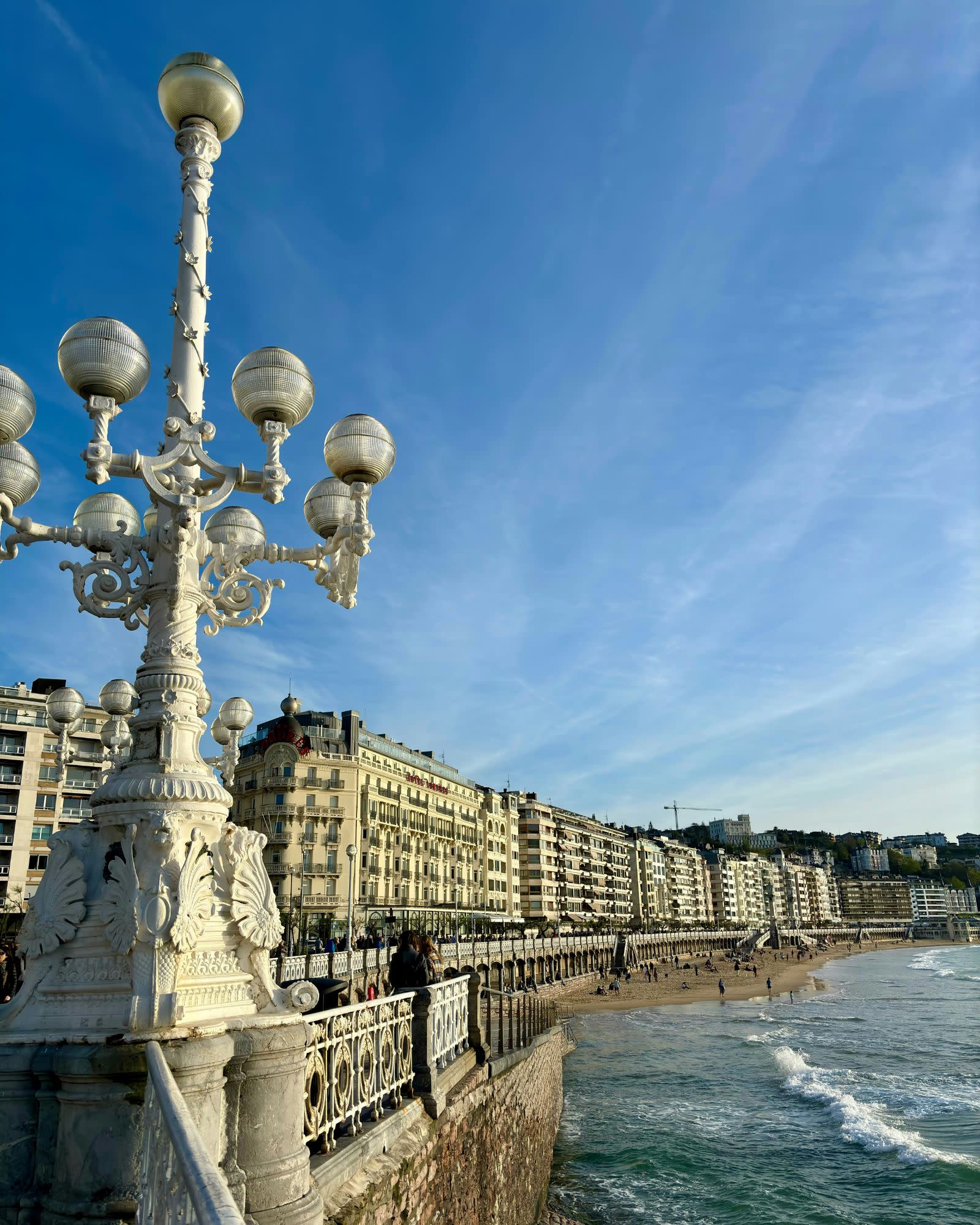 Advisor - San Sebastián: Basque Coast, Daily Rituals, and the Art of Eating Well