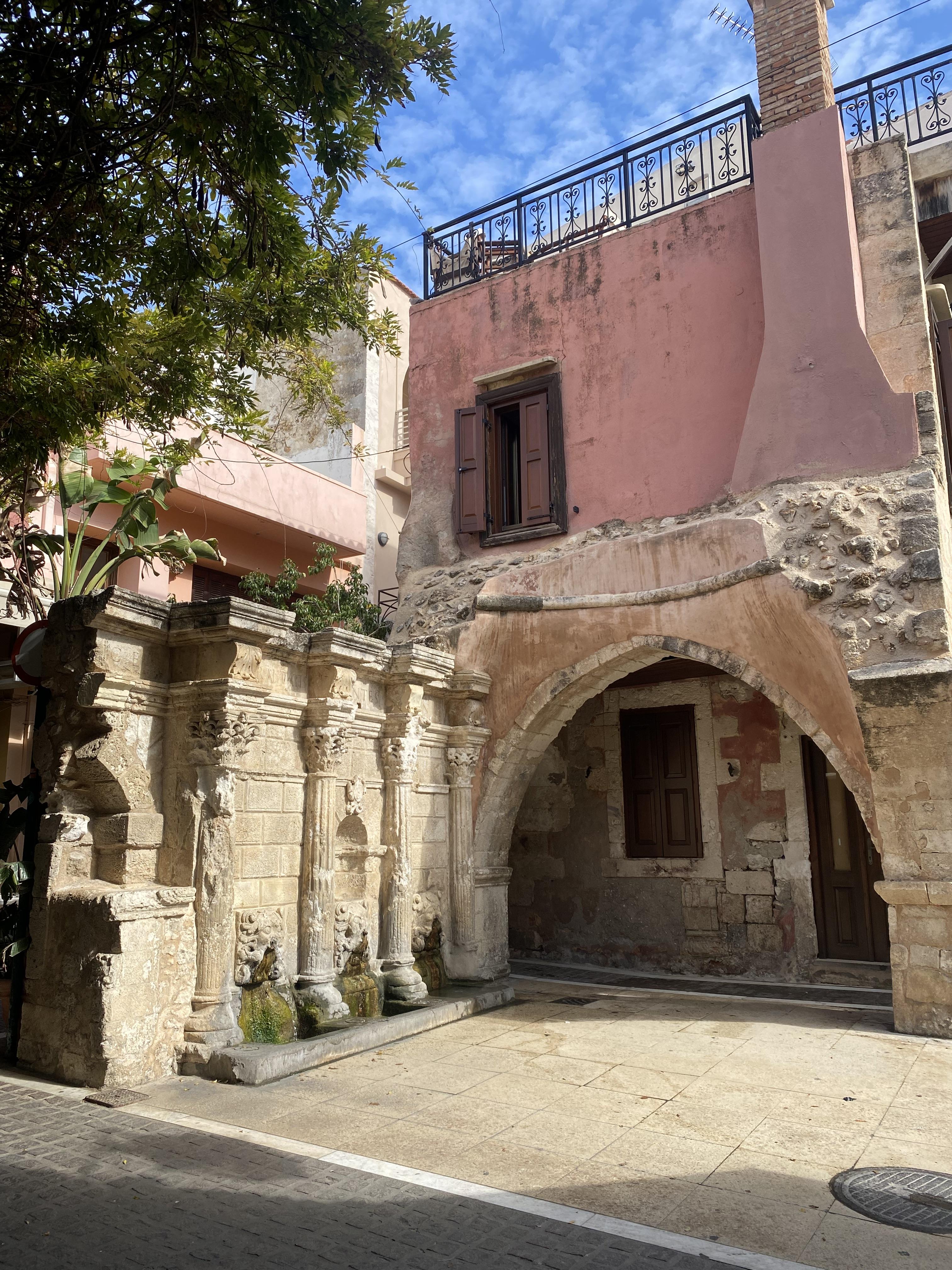 Advisor - The Spirit of Crete: Where Myth, Mountains & the Sea Converge