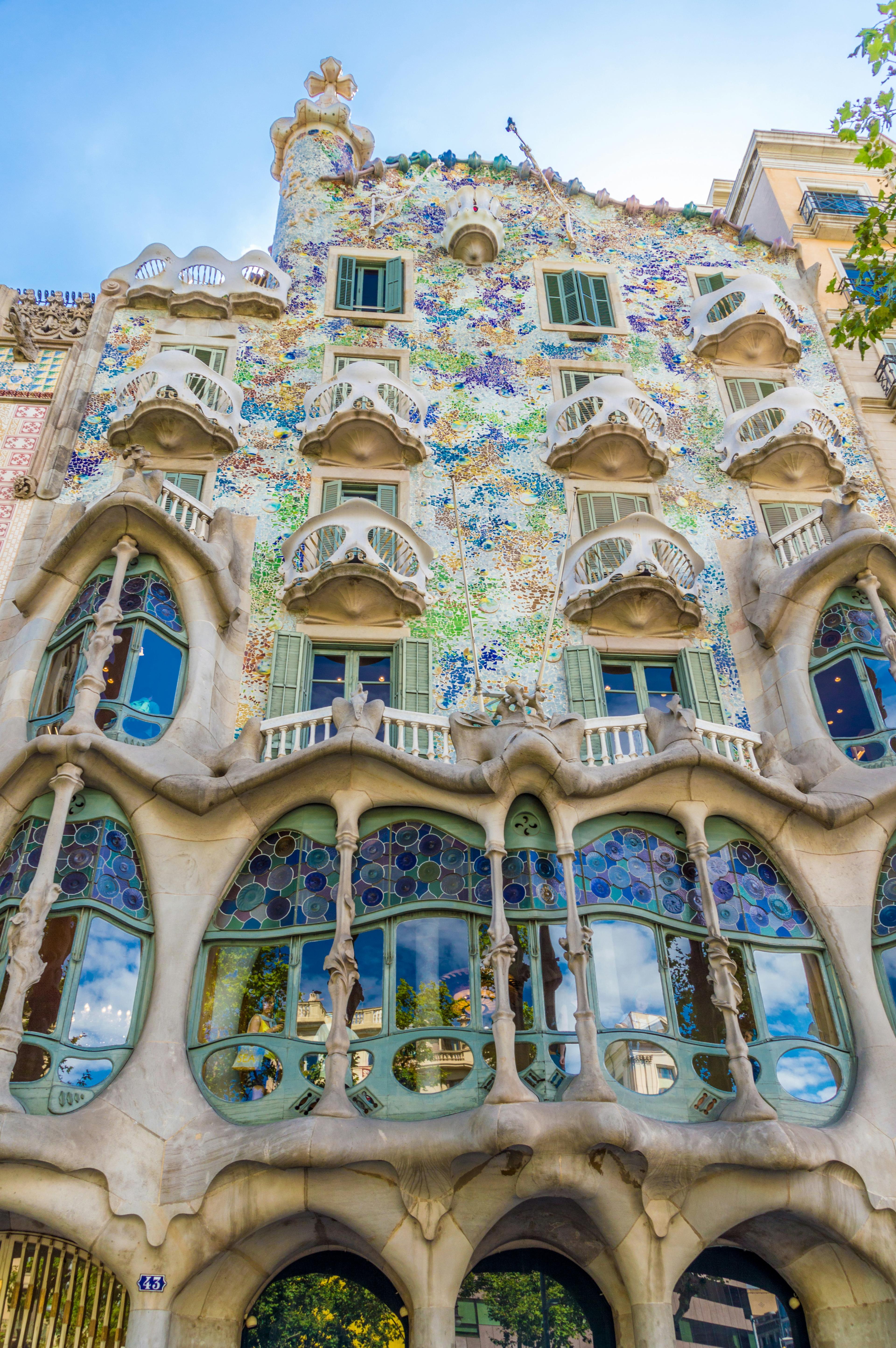 An Easy European Destination: Navigating Barcelona by Public Transit