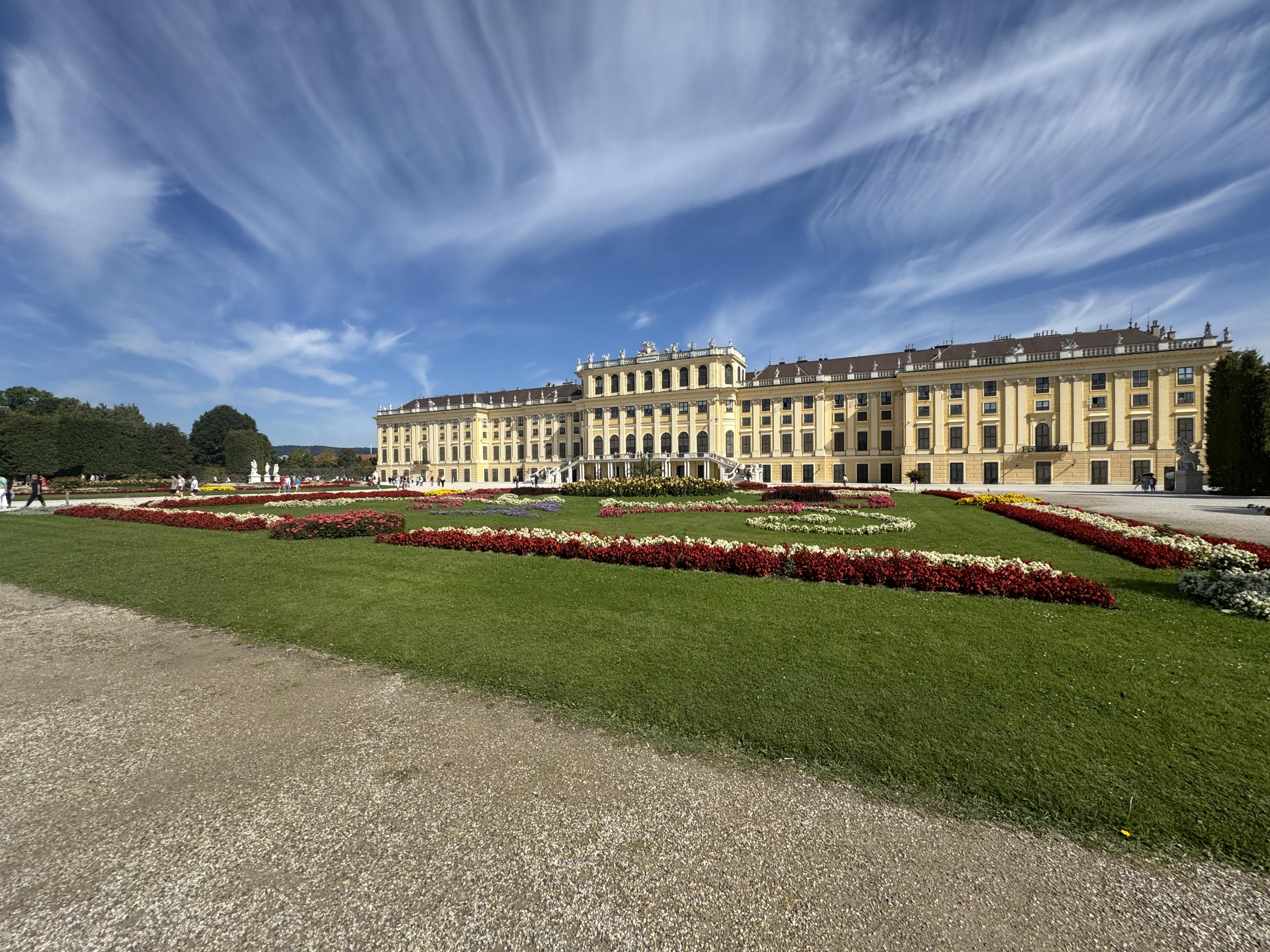 Advisor - Vienna in Bloom: Cafés, Culture & Classical Charm