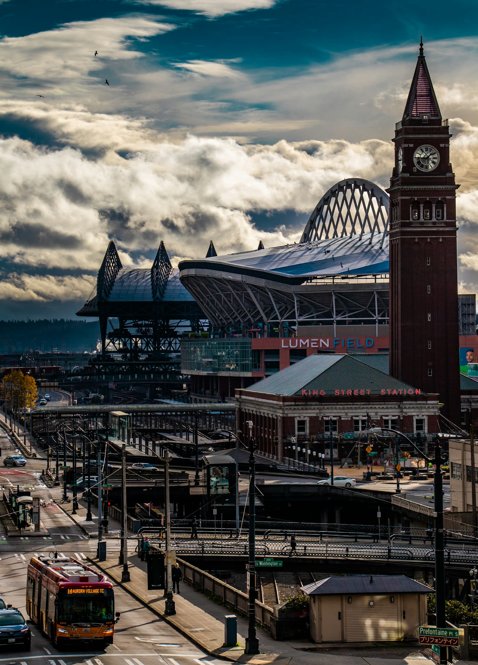 Advisor - The Ultimate Sports Fan’s Guide to Seattle