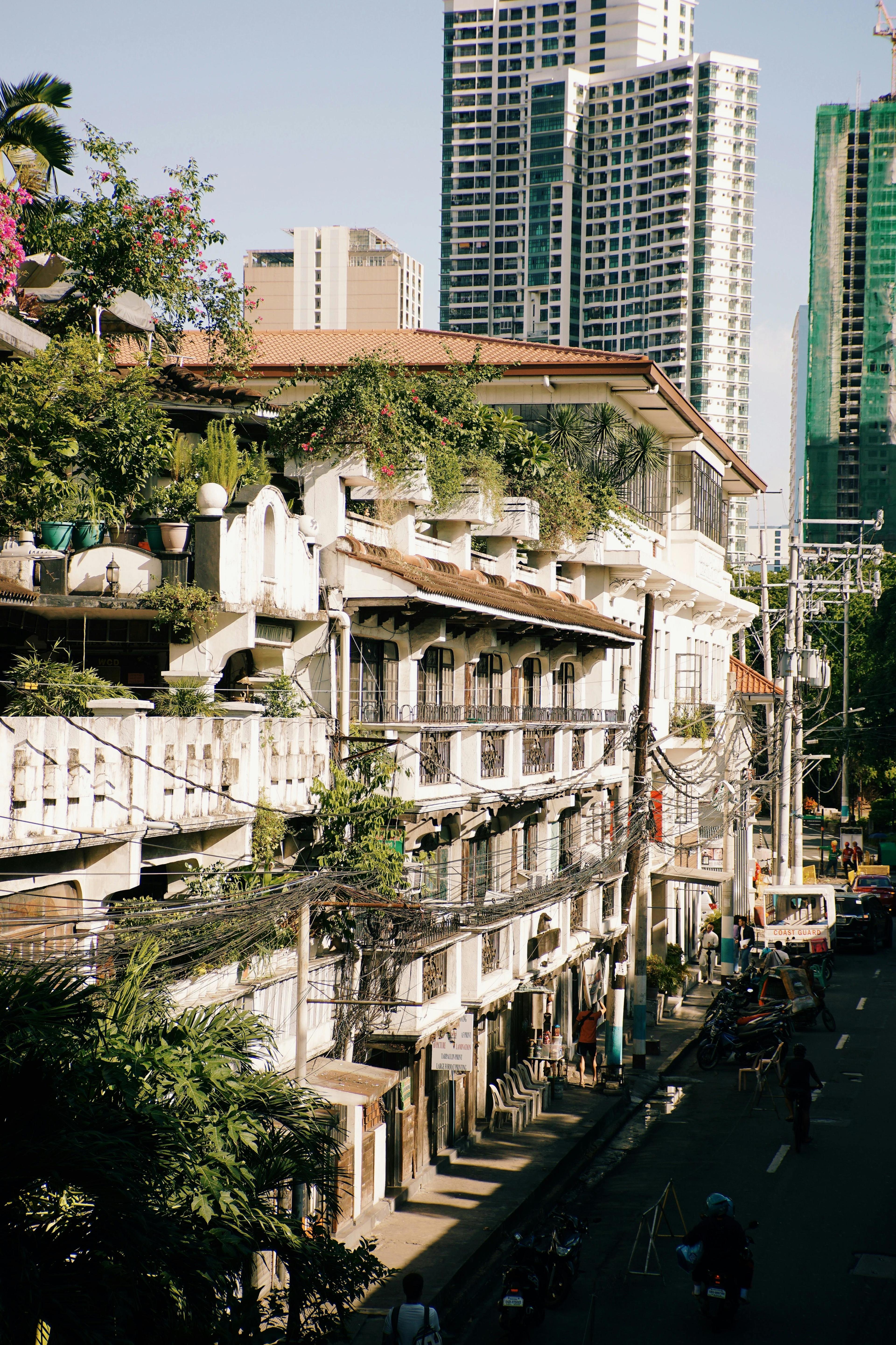 Advisor - City of Surprises: The Only Manila Guide You Need