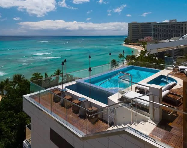 Hotel Spotlight on ESPACIO: The Jewel of Waikiki Hawai'i