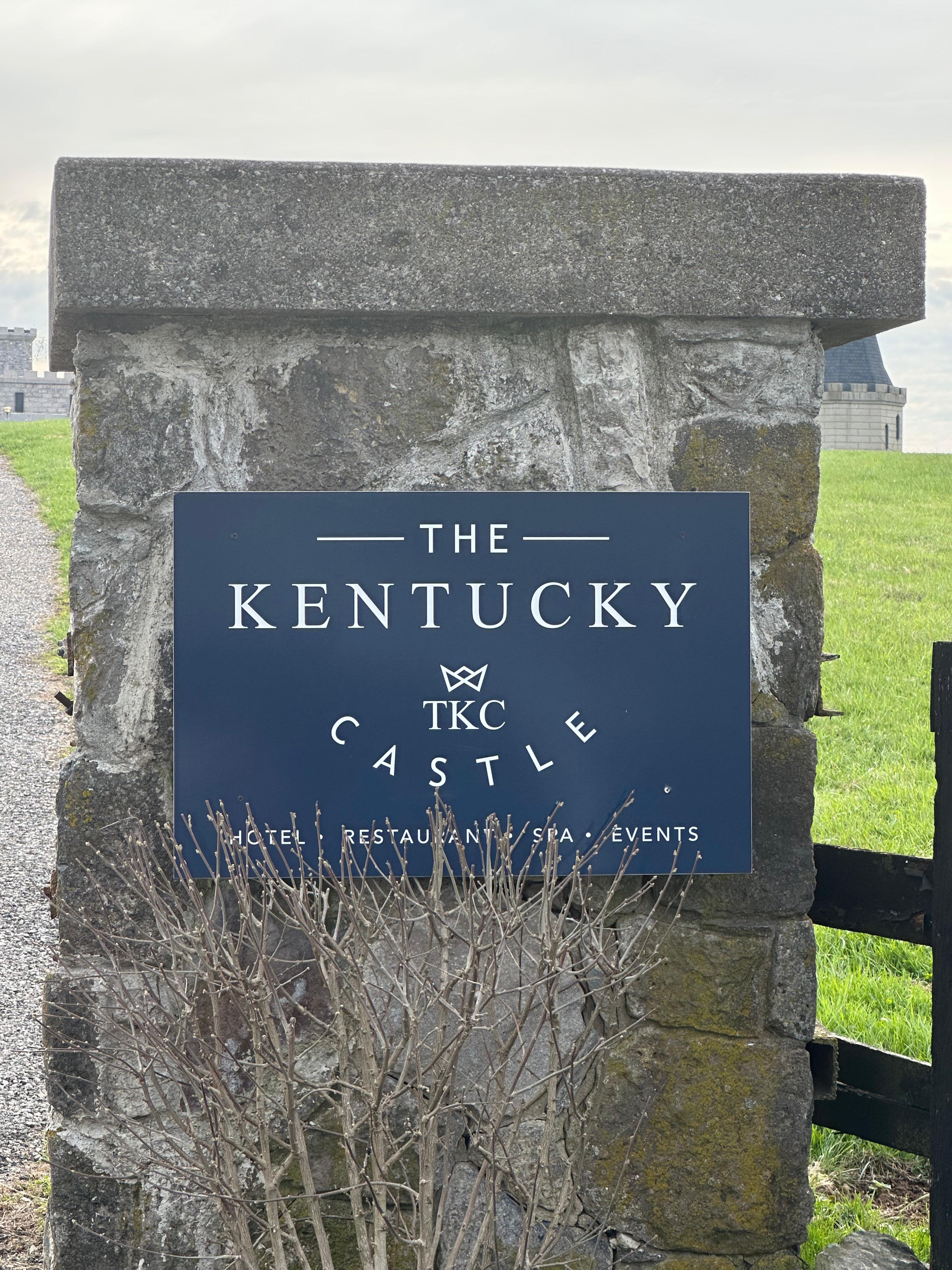 Bluegrass, Bridles & Bridals: Why Your Wedding Should Happen at This Castle