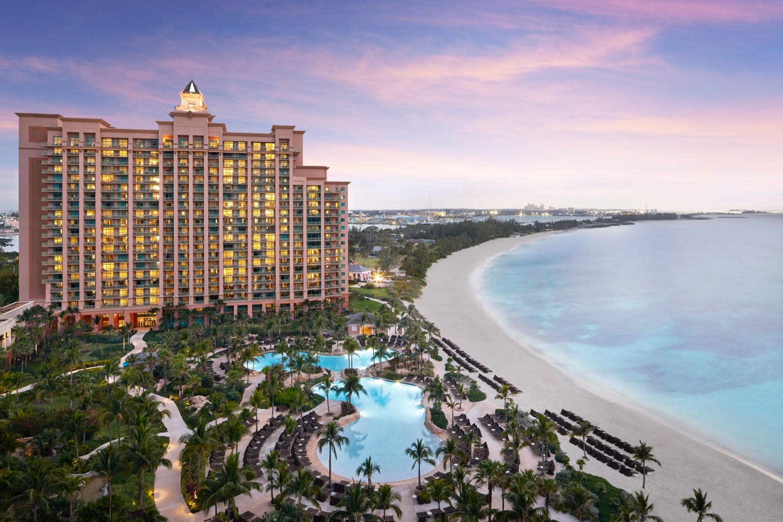 Advisor - Nassau: The Perfect Beach Destination