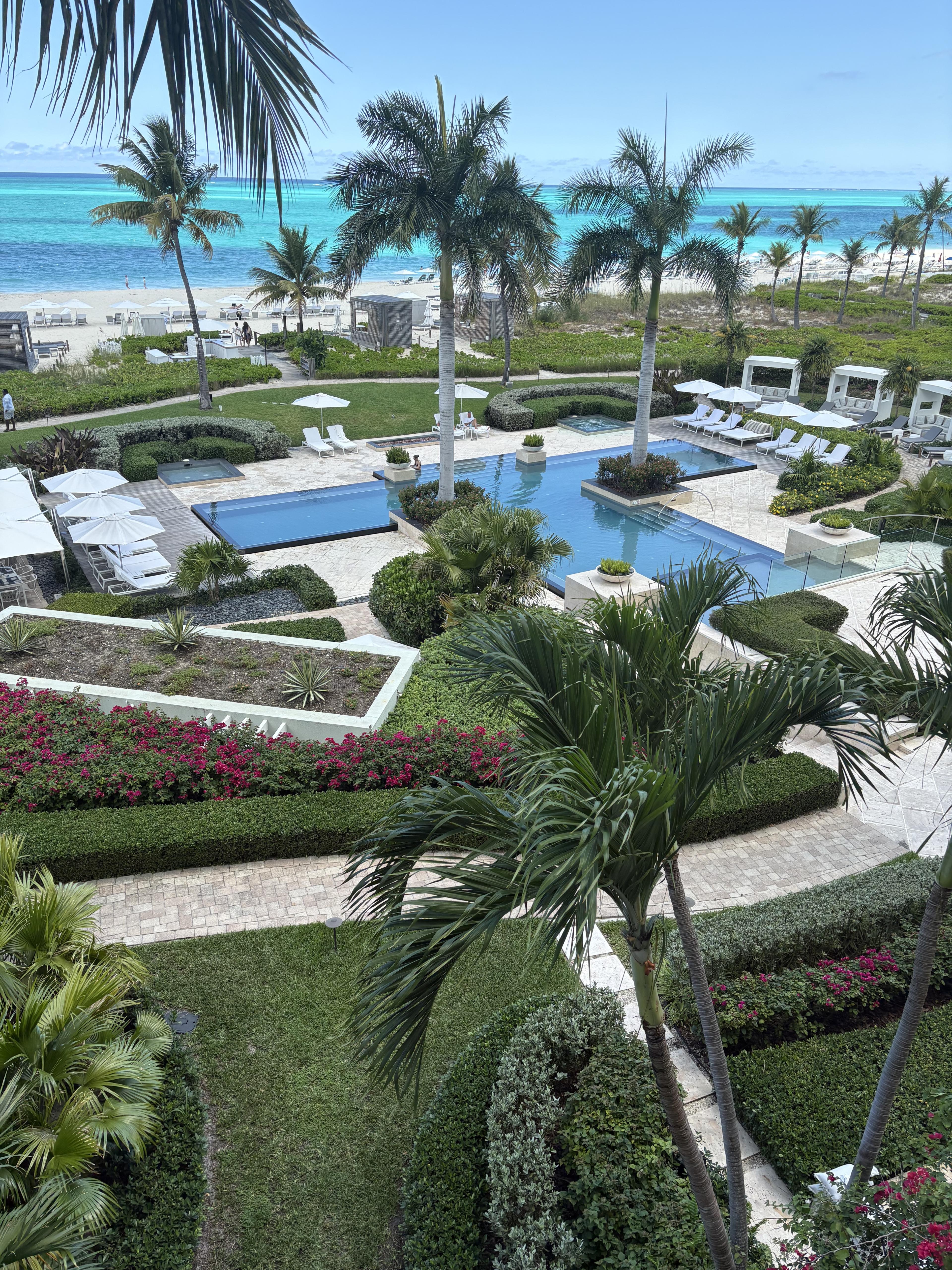 Front Row to Paradise: Grace Bay Without the Crowds