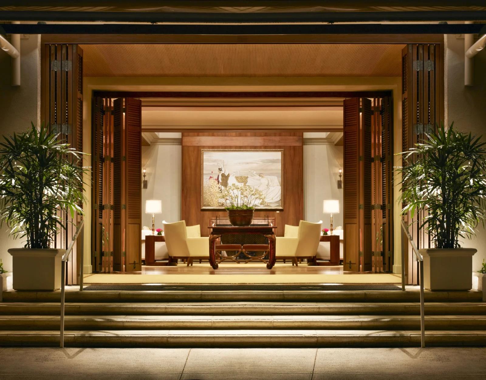 Halekulani: A Serene Sanctuary Atop Waikiki