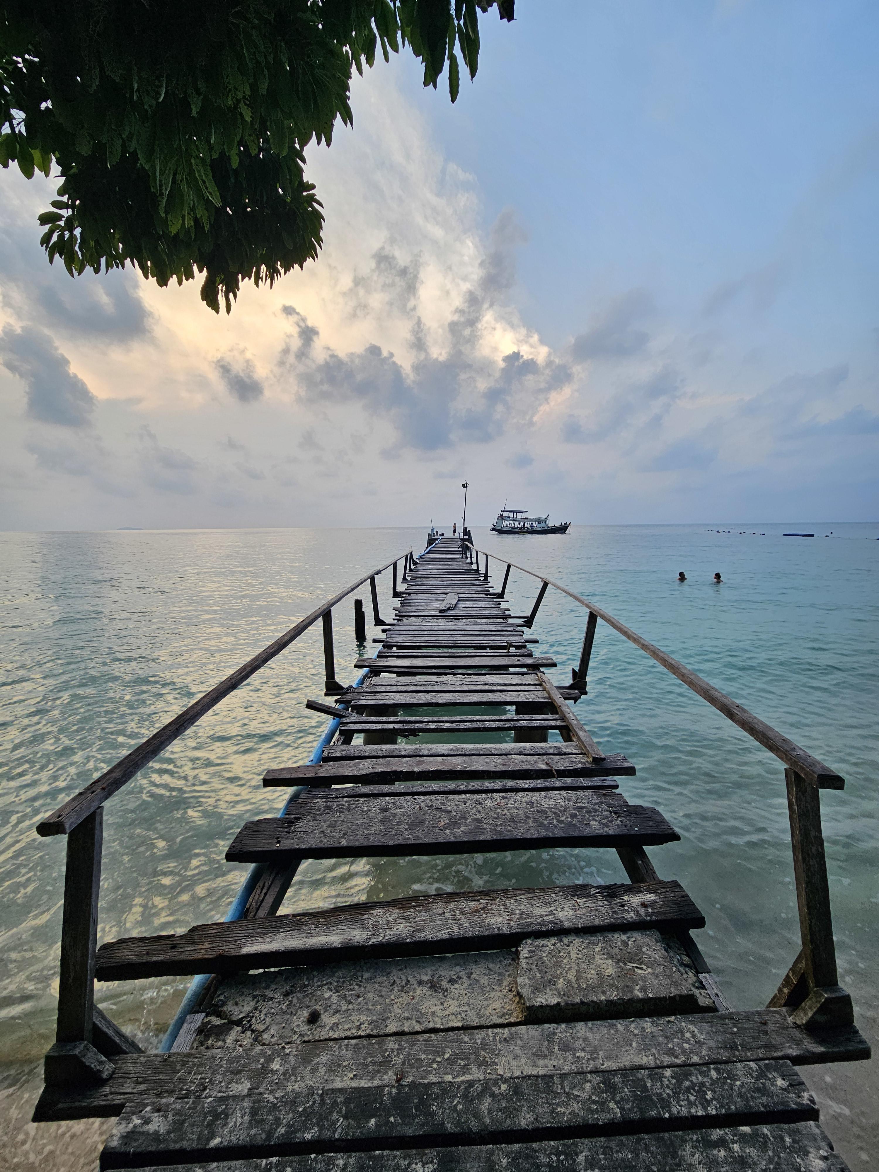 Advisor - Koh Samet, Thailand Travel Guide: The Barefoot Thai Island Escape You’ve Been Looking For