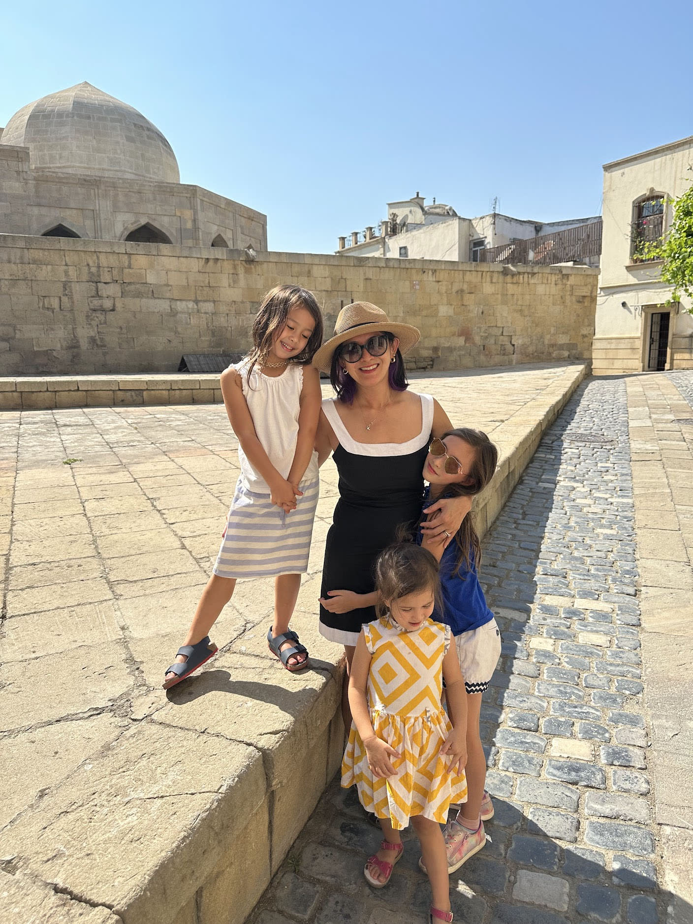 Advisor - 4 Days in Baku: Fire Mountains, Ancient Walls & the City That Surprised Us