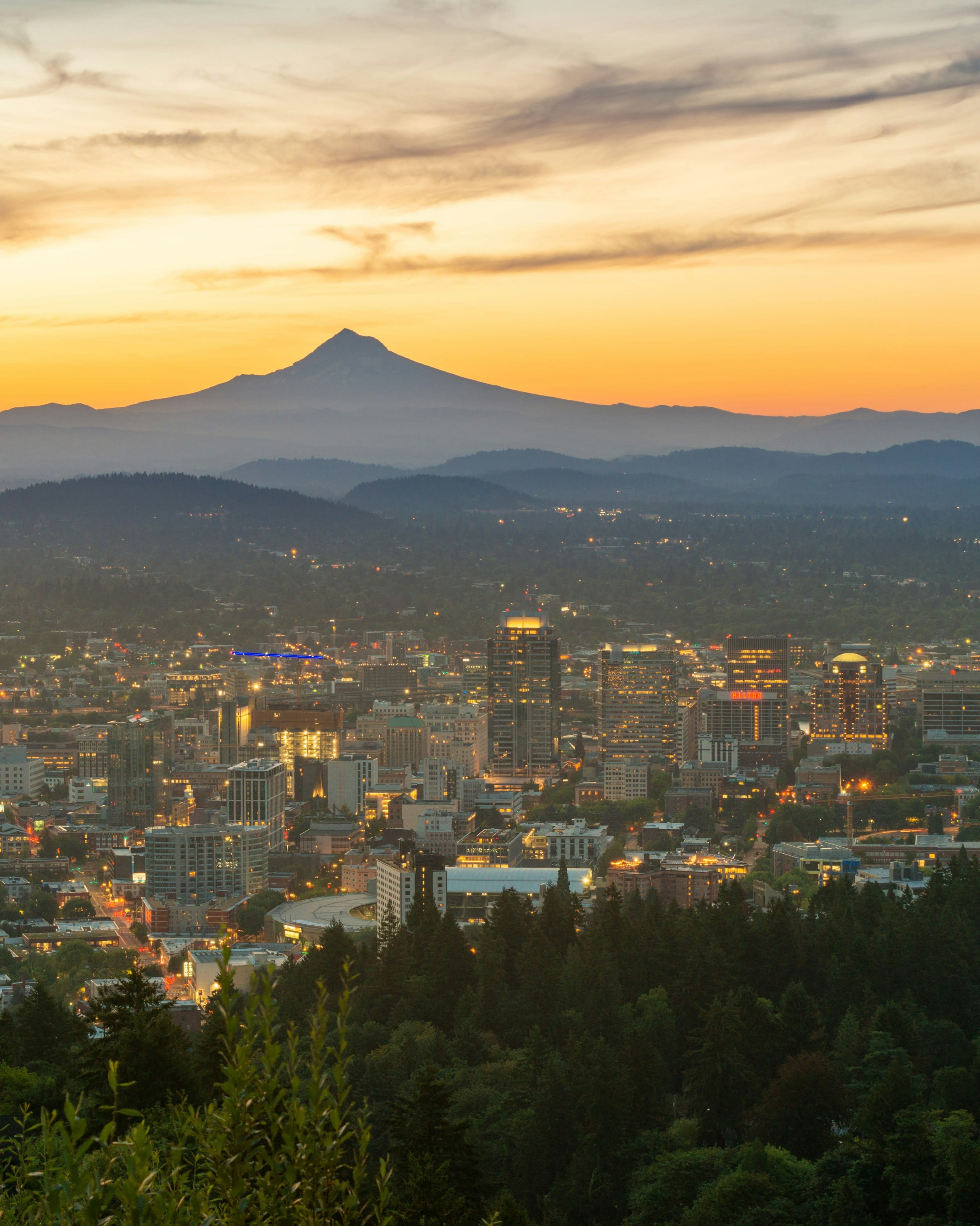 Advisor - Where to Sip & Gather in Portland, Oregon: From the City to Willamette Valley Wine Country