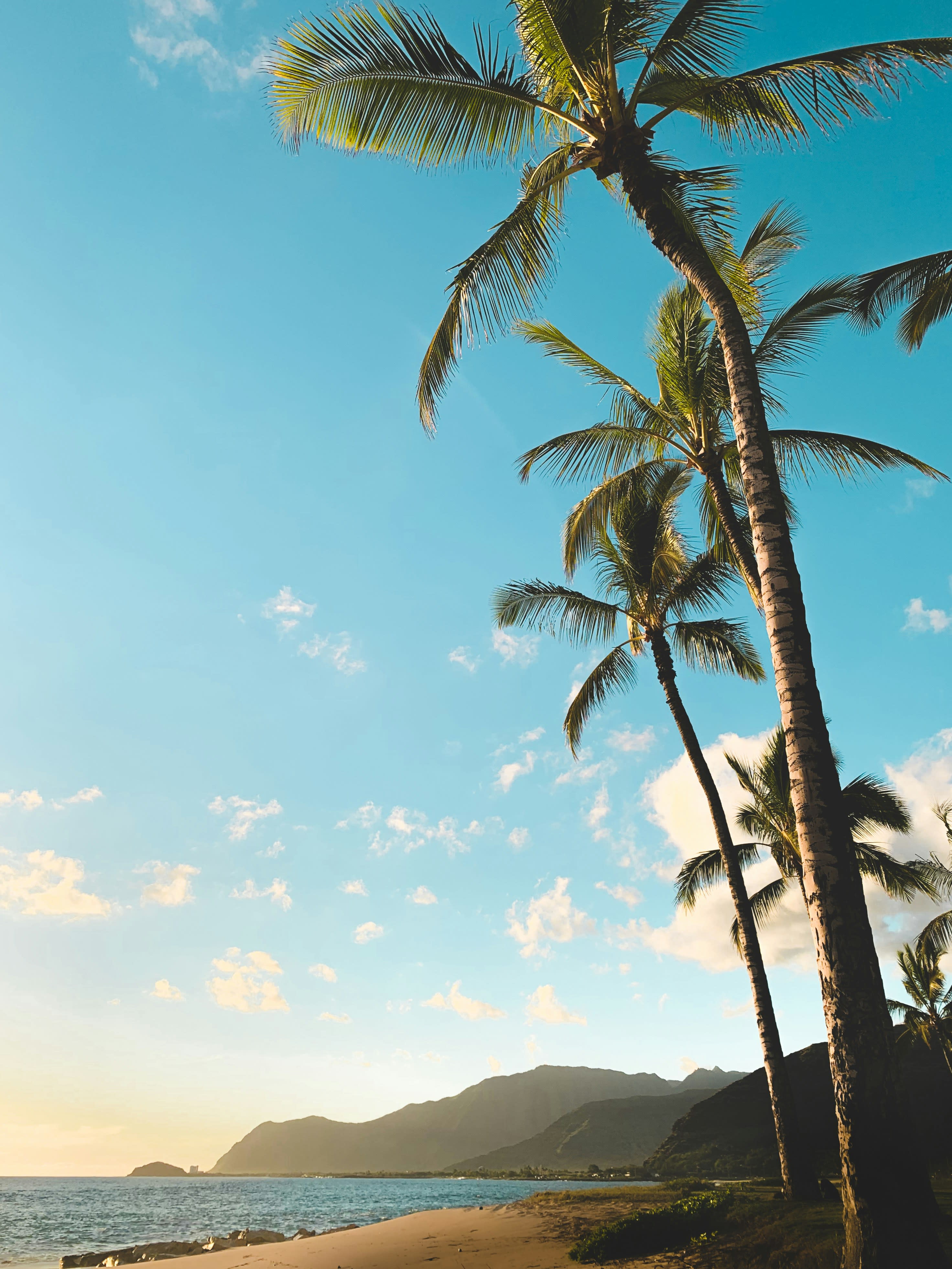 Hawaiʻi Luxury Travel Guide: Which Island Is Best & Where to Stay