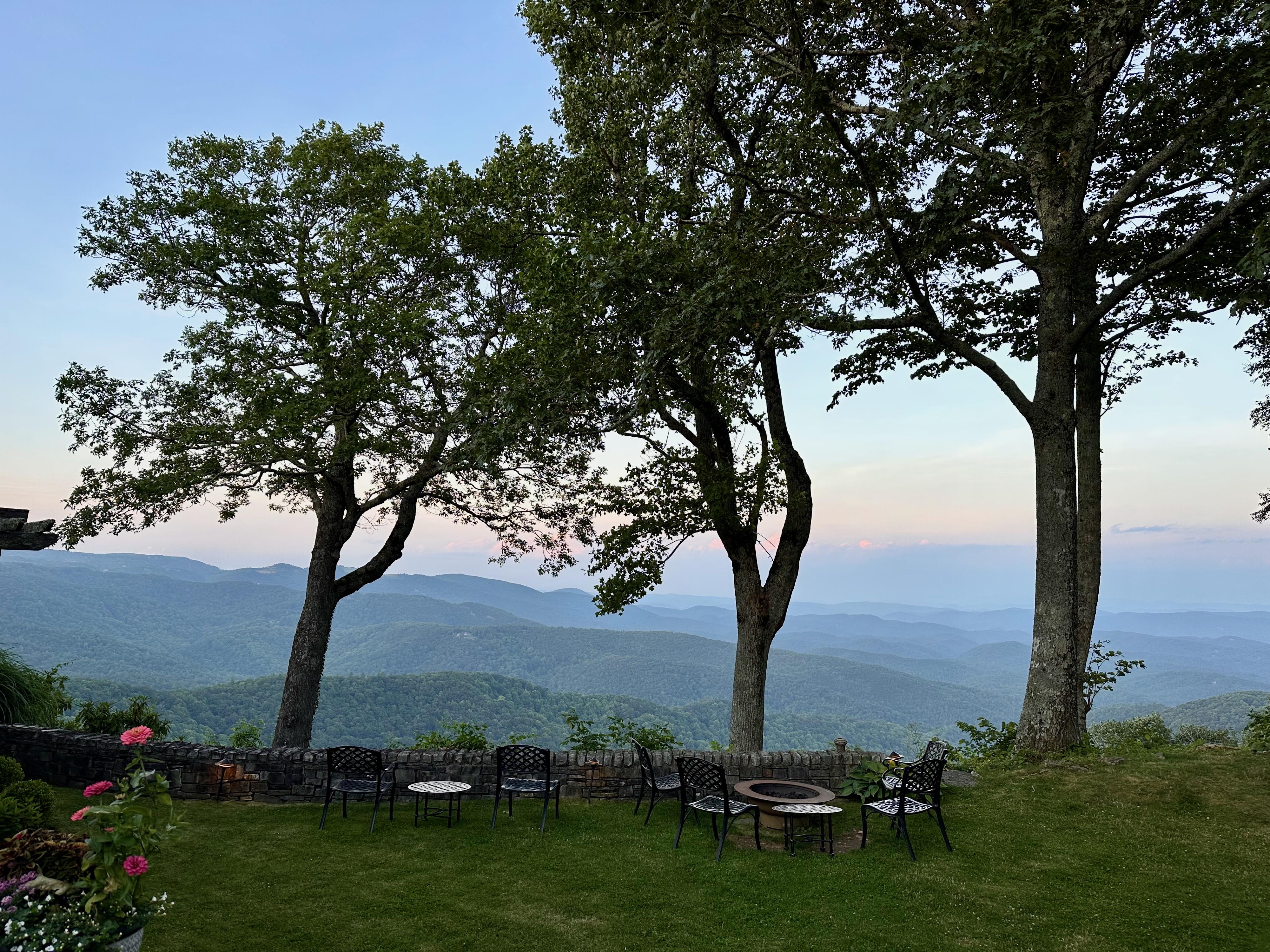 A Travel Advisor's Guide to Blowing Rock, North Carolina